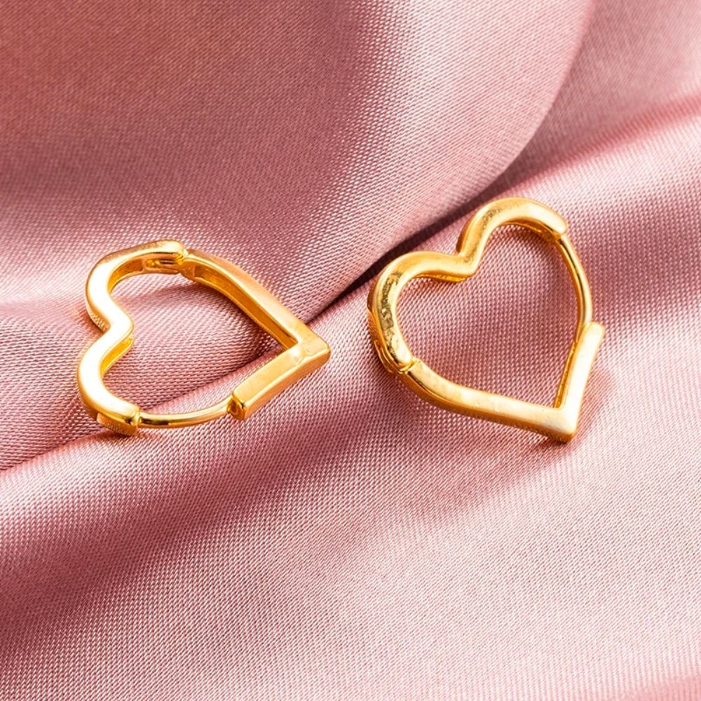 HEART HOOP EARRINGS (Advanced Anti）